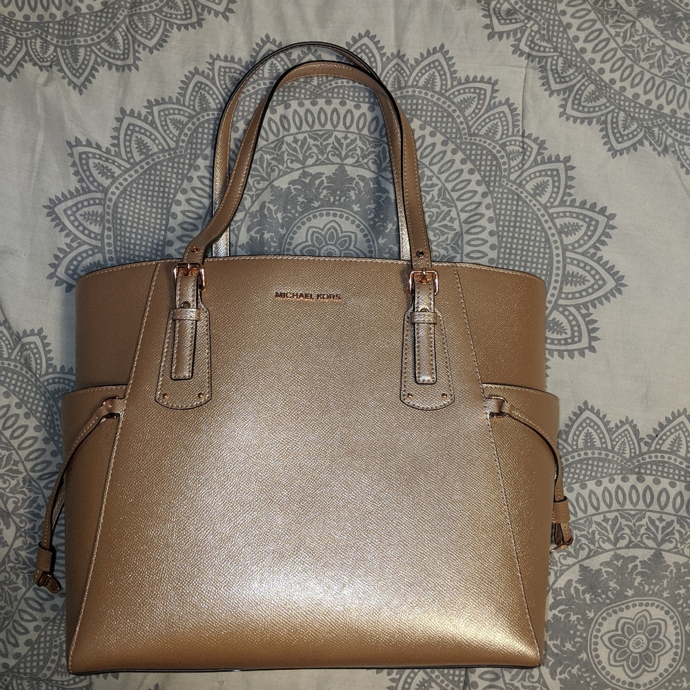 Authentic Michael Kors Tote